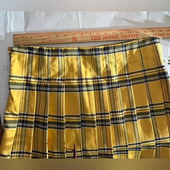 NWT No Boundaries Pleated Yellow Black plaid Zip Mini Skirt Back zip JR Sz XL - Picture 6 of 7